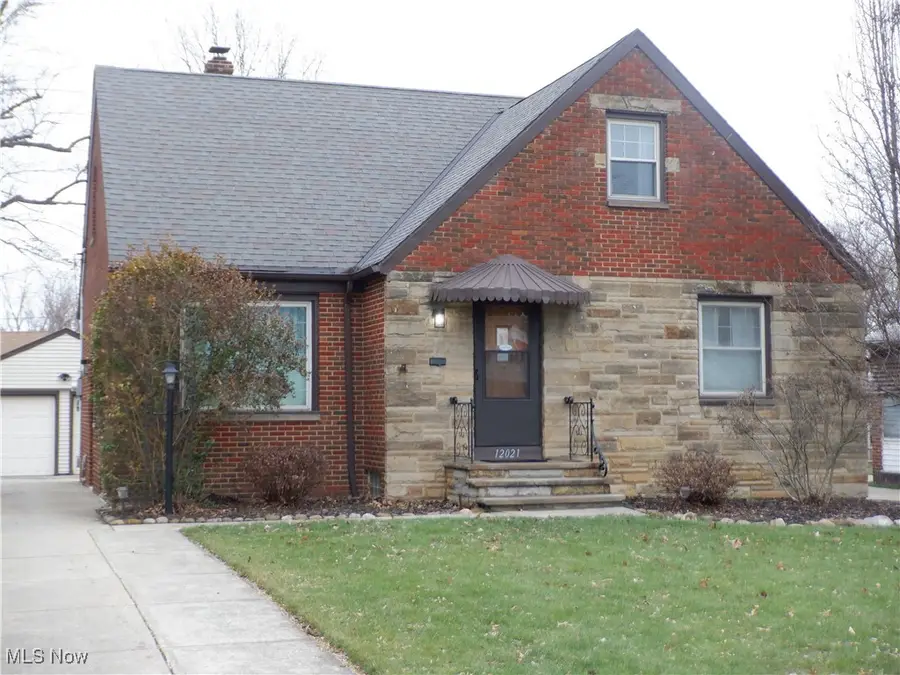 12021 Oak Park Boulevard, Garfield Heights, OH 44125 - Image #2