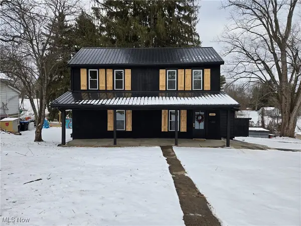 1403 Playford Avenue, Zanesville, OH 43701