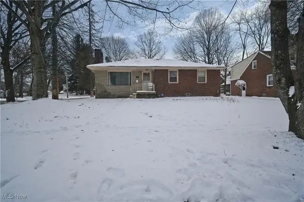 11 Brookline Avenue, Youngstown, OH 44505