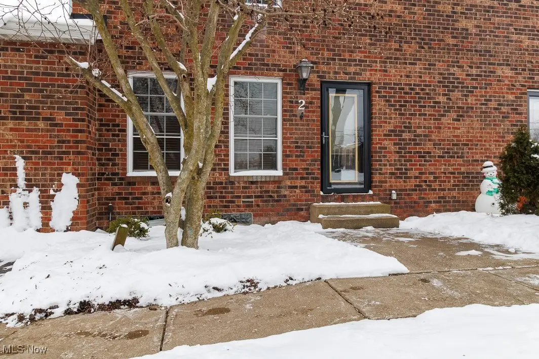 8562 Glenwood Avenue #2, Youngstown, OH 44512 - Image #1