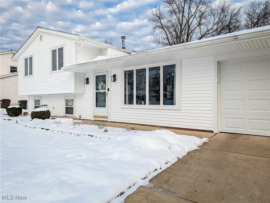 10114 Vienna Drive, Parma, OH 44130 - Image #3