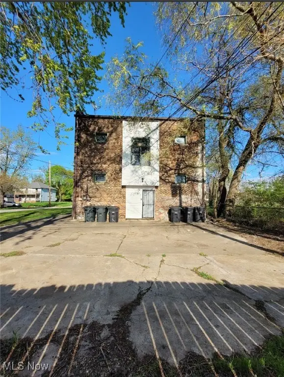 718 E 124th Street, Cleveland, OH 44108 - Image #2
