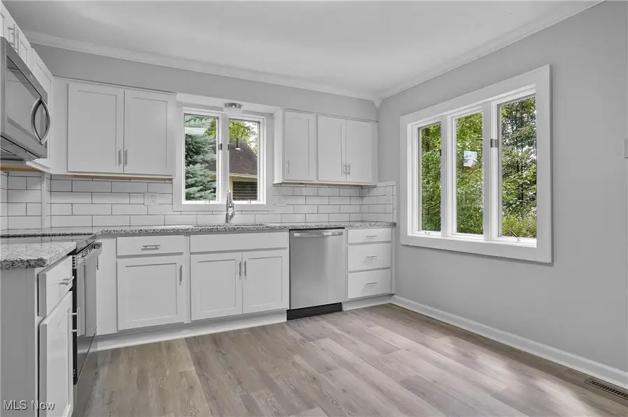 562 Tallmadge Road, Cuyahoga Falls, OH 44221 - #3