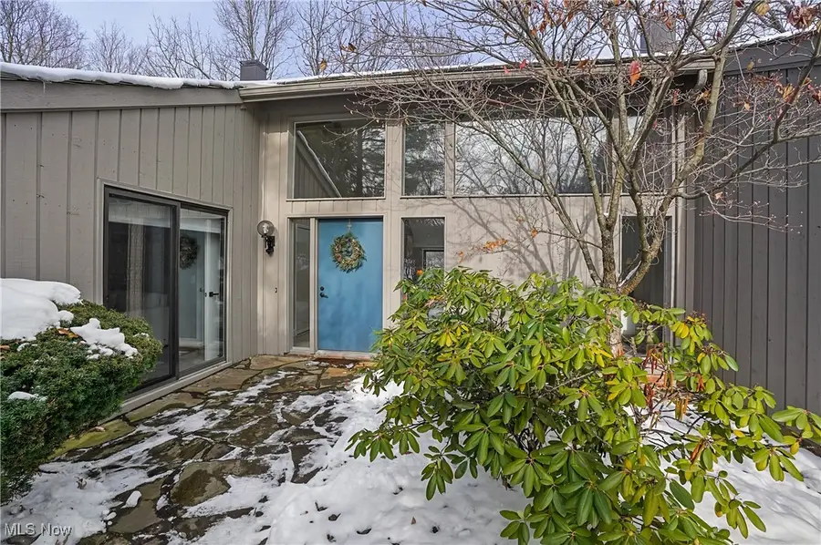 429-53 Honeysuckle Path, Aurora, OH 44202 - Image #2