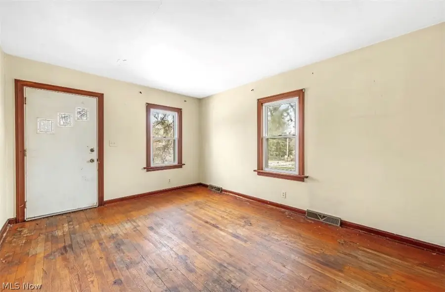 1190 Swartz Road, Akron, OH 44306 - #2