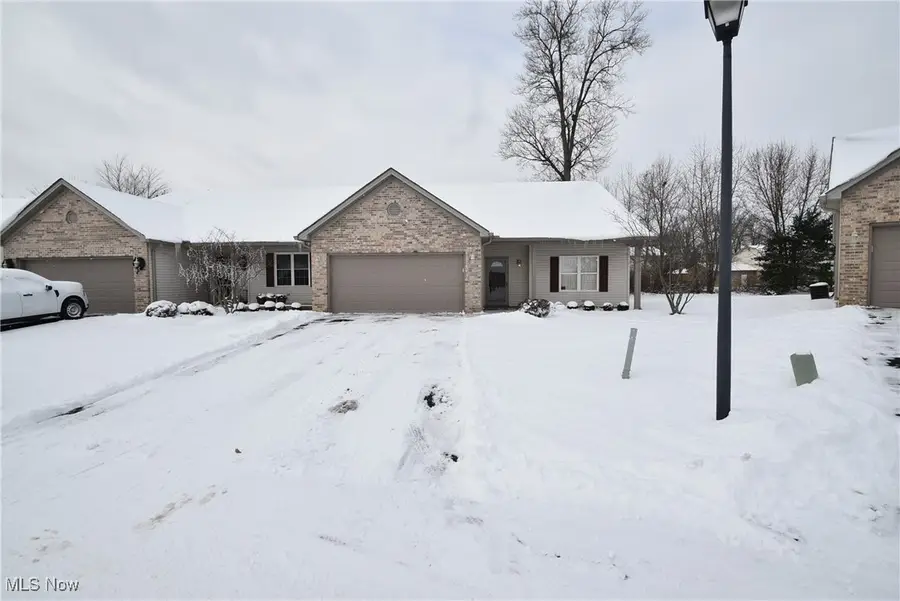 1052 Villa Place, Girard, OH 44420 - Image #2