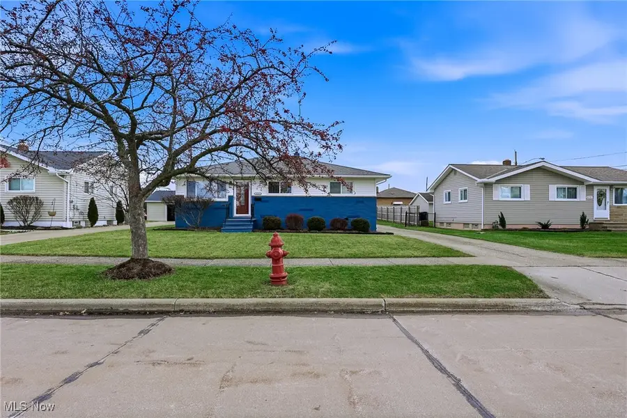 6131 Hardin Drive, Brook Park, OH 44142 - Image #3