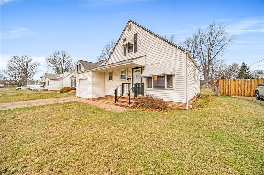 29107 Edgewood Drive, Willowick, OH 44095 - Image #2