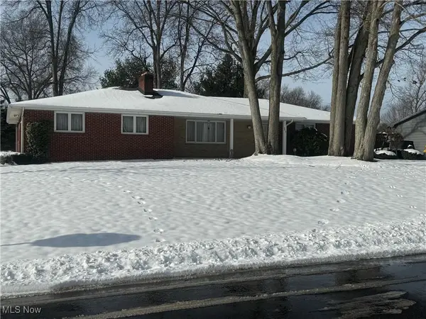 2612 Frostwood Drive, Austintown, OH 44515