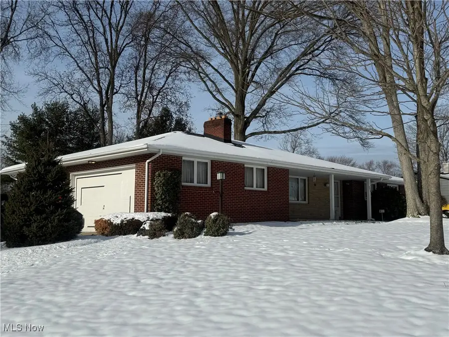 2612 Frostwood Drive, Austintown, OH 44515 - Image #2