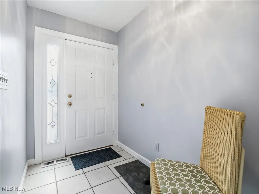 648 Tampico Court, Berea, OH 44017 - Image #2