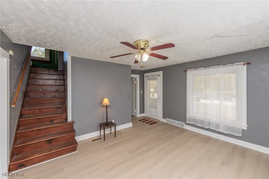 886 Archer Road, Bedford, OH 44146 - Image #2