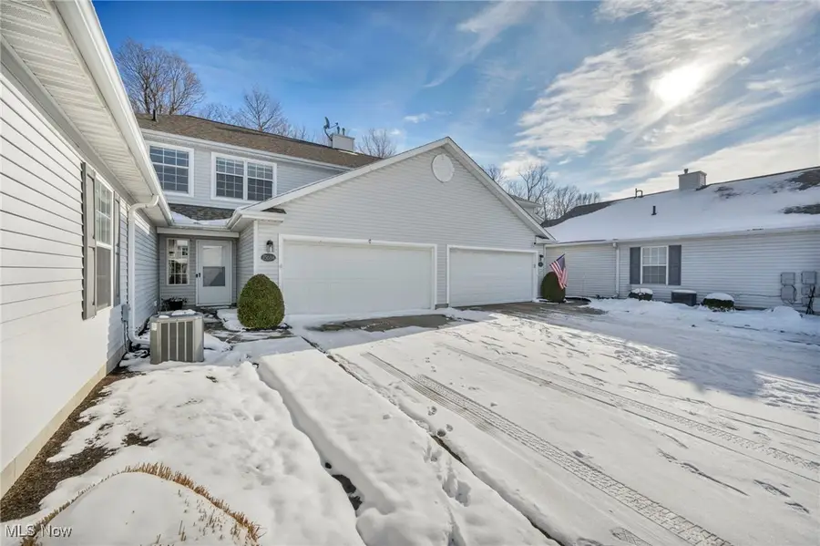 7568 Monterey Bay #4, Mentor On The Lake, OH 44060 - Image #3