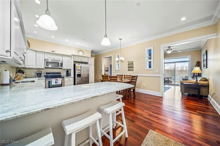 4699 Lake Rd #401, Geneva On The Lake, OH 44041 - #2