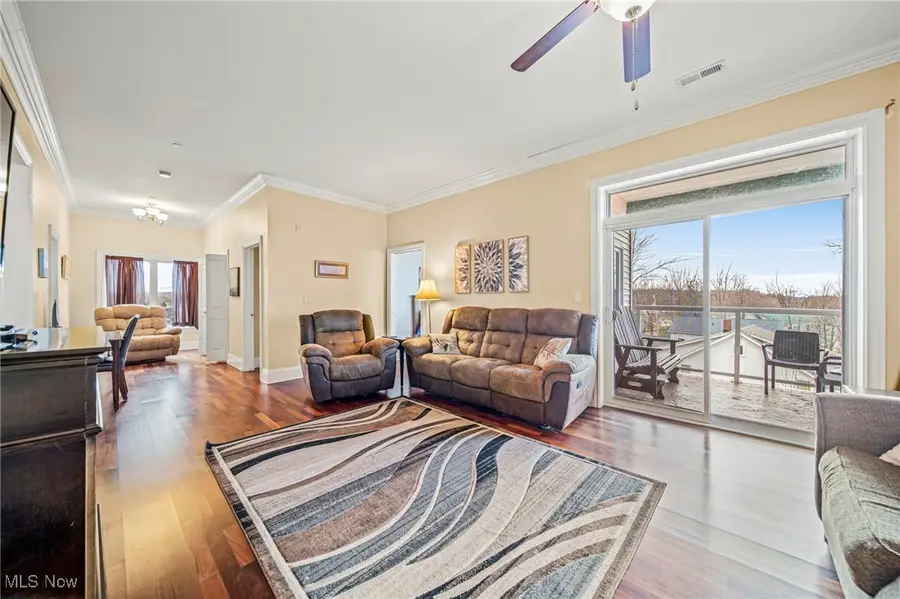 4699 Lake Rd #401, Geneva On The Lake, OH 44041 - #3