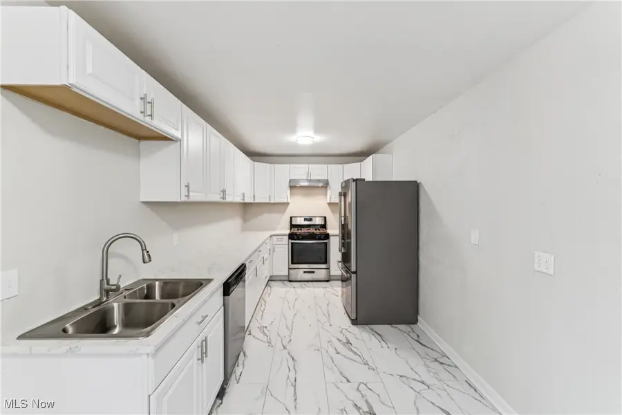 848 Jamestown Avenue, Elyria, OH 44035 - Image #2