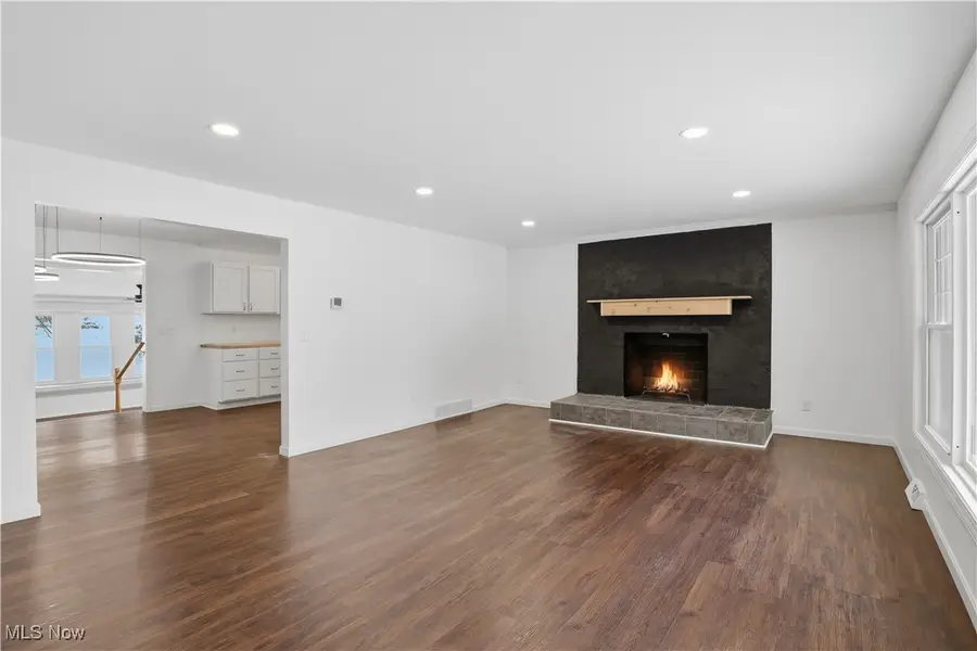 1549 W Sprague Road, Broadview Heights, OH 44147 - Image #3