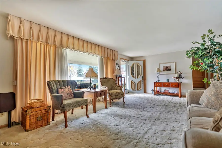 602 Sheri Ne Avenue, Massillon, OH 44646 - Image #3