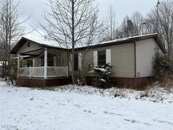 99 Linton Hill Rd, Coolville, OH 45724