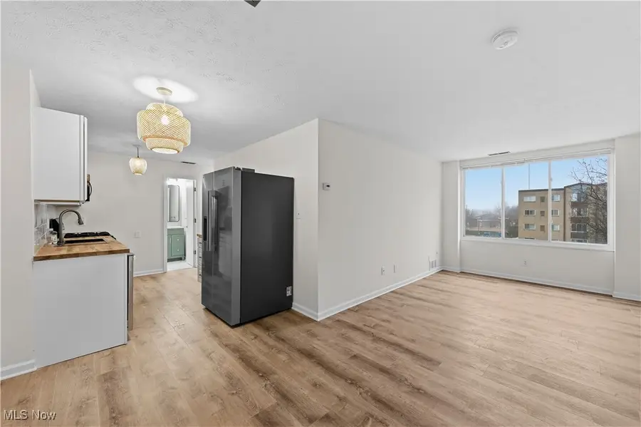 25735 Lorain Road #426, North Olmsted, OH 44070 - Image #2