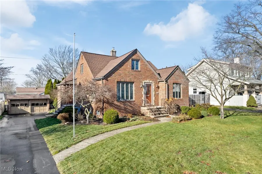 4652 W 228th Street, Fairview Park, OH 44126 - Image #2