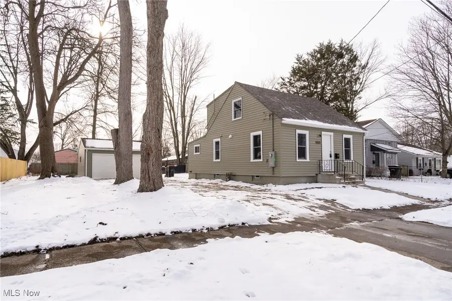 553 Purdue Avenue, Elyria, OH 44035 - Image #3