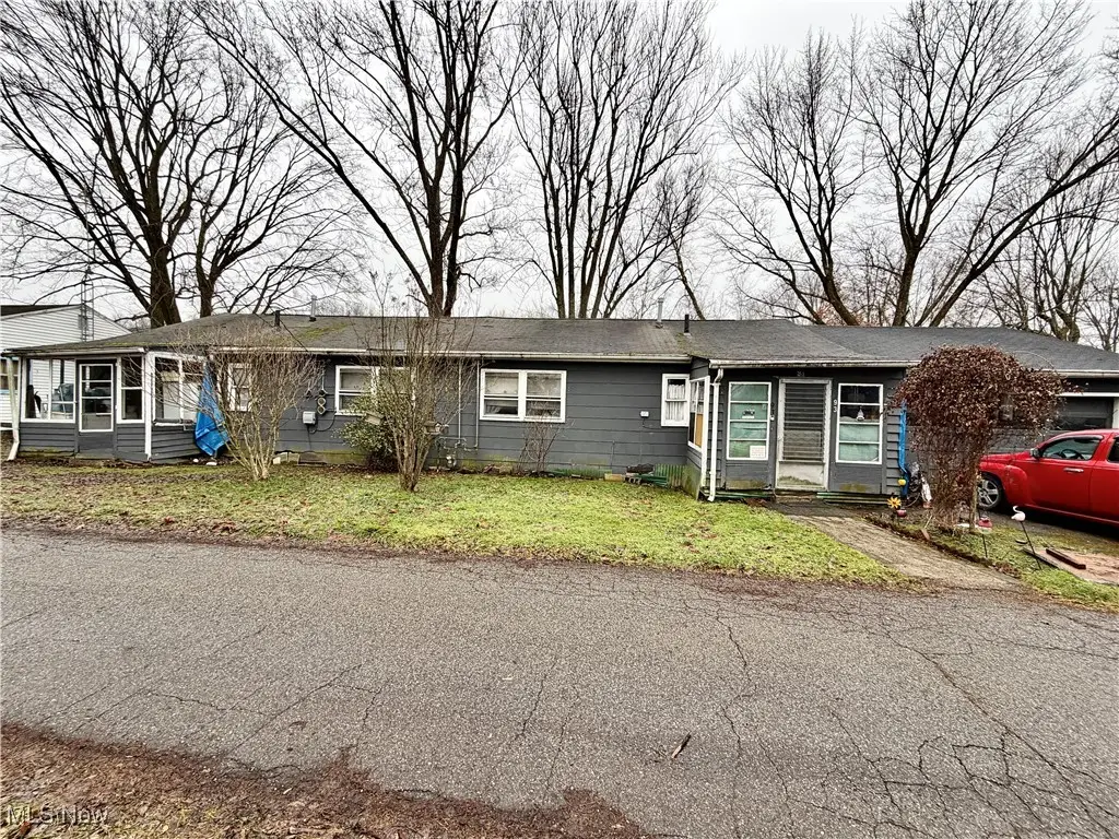 93 K Court, Newton Falls, OH 44444 - Image #1