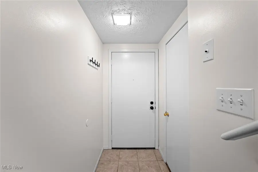 616 James Avenue, Cuyahoga Falls, OH 44221 - Image #2