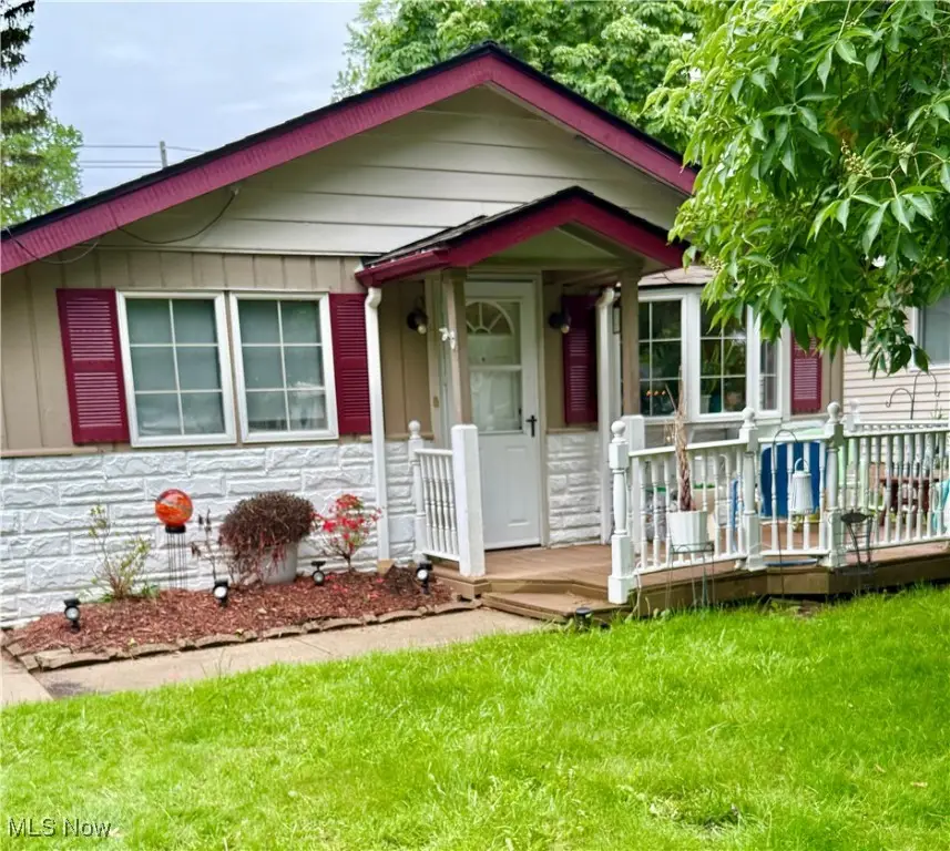 5435 Whitehaven Avenue, North Olmsted, OH 44070 - Image #1