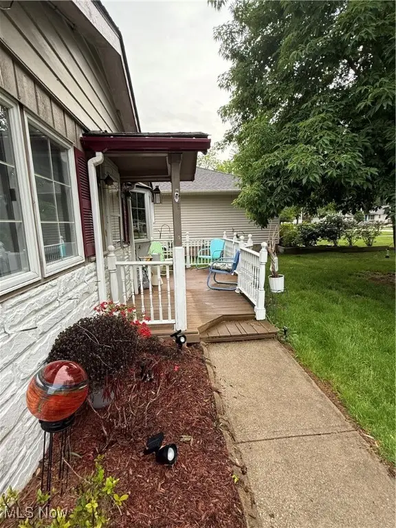 5435 Whitehaven Avenue, North Olmsted, OH 44070 - Image #3