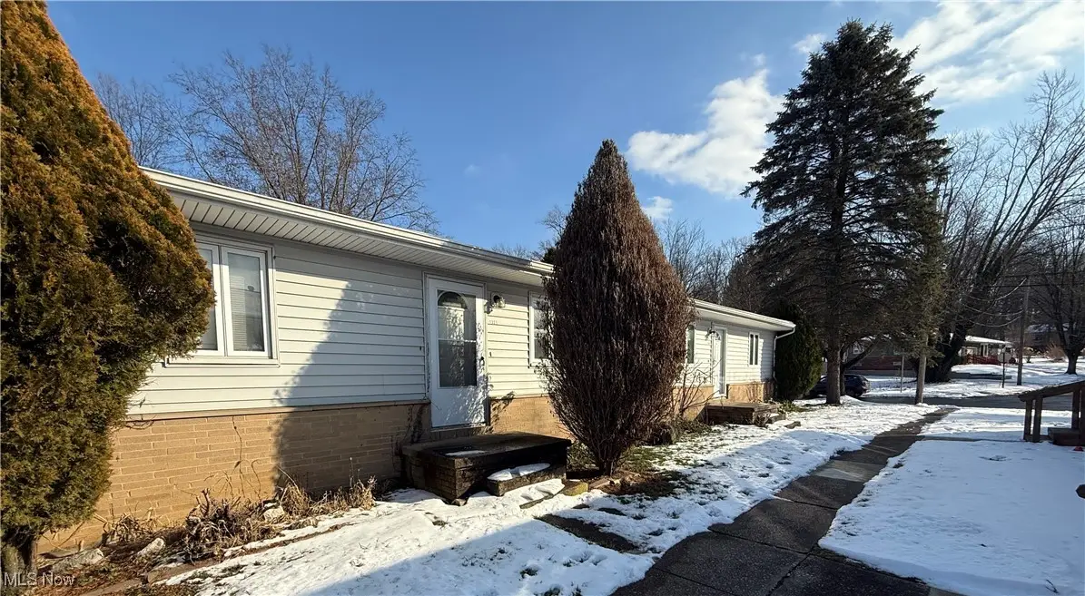 1321 Sparhawk Avenue, Akron, OH 44305 - Image #1