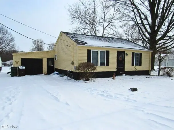 5211 Hecock Avenue, Lorain, OH 44055 - #2