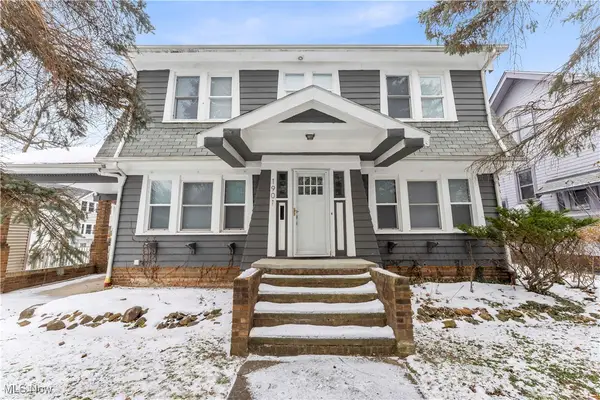 1901 Parkway Drive, Cleveland Heights, OH 44118