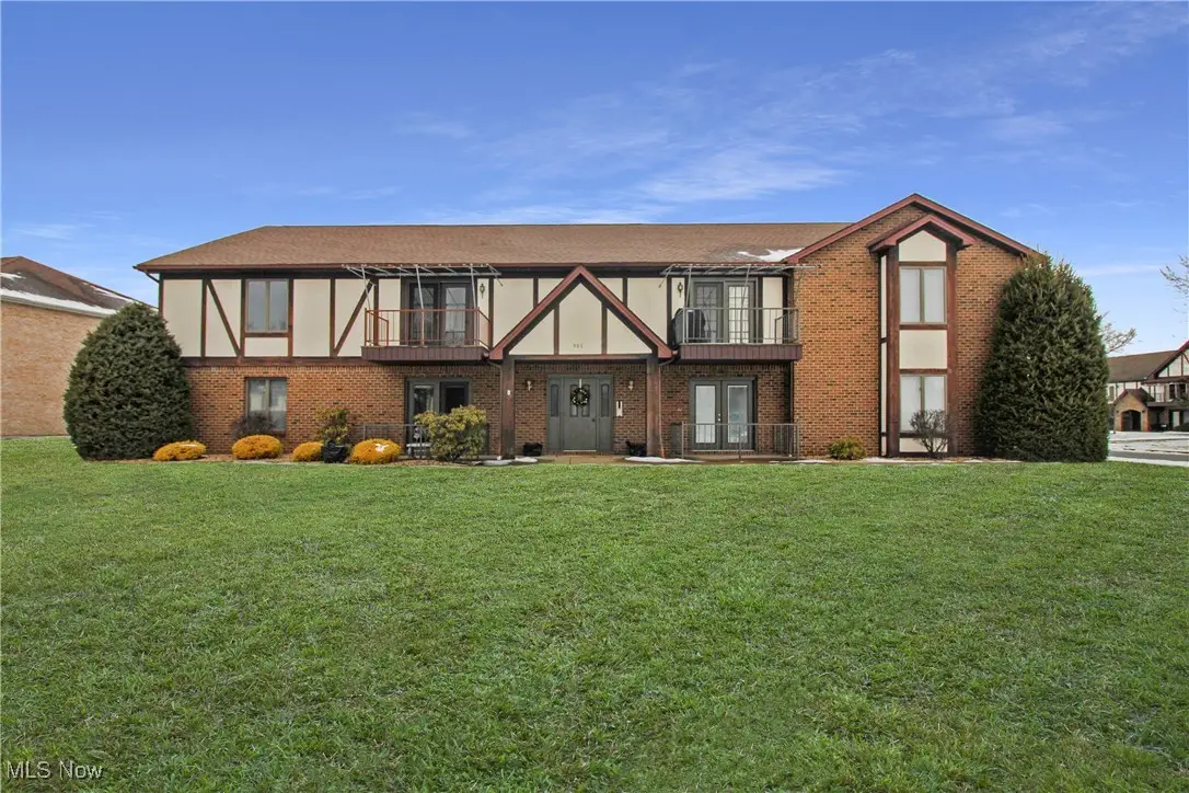 901 Pearson Circle #3, Boardman, OH 44512 - Image #1