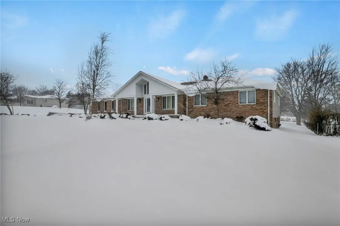 2775 Oakview Circle, Broadview Heights, OH 44147 - Image #1