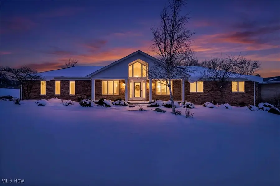 2775 Oakview Circle, Broadview Heights, OH 44147 - Image #2