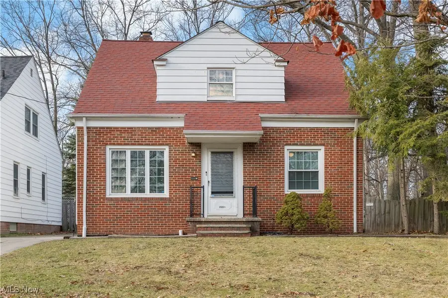 25031 Glenbrook Boulevard, Euclid, OH 44117 - Image #2