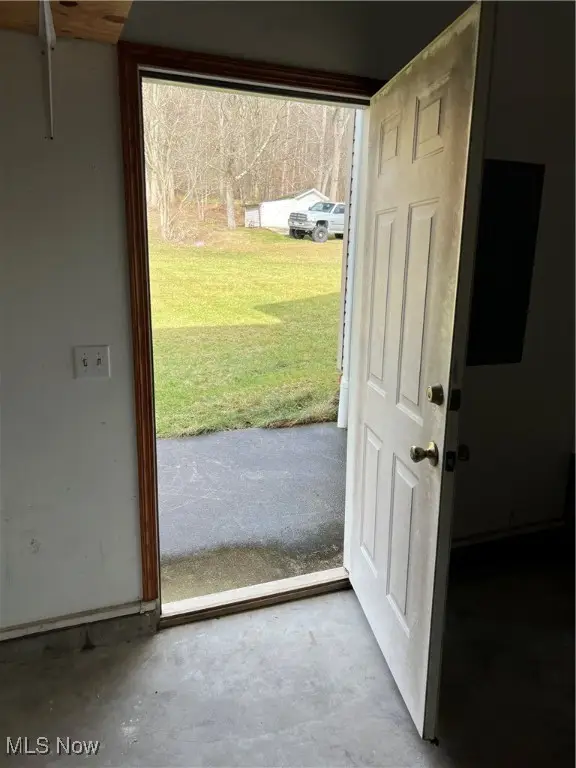 2216 Hilliard Drive, Midvale, OH 44653 - Image #3