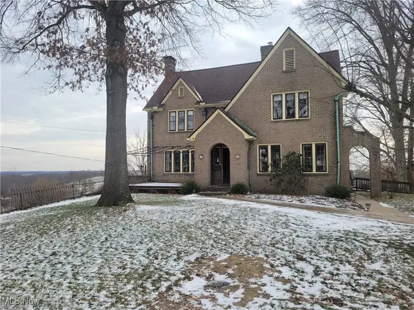 413 Oakwood Drive, Cadiz, OH 43907