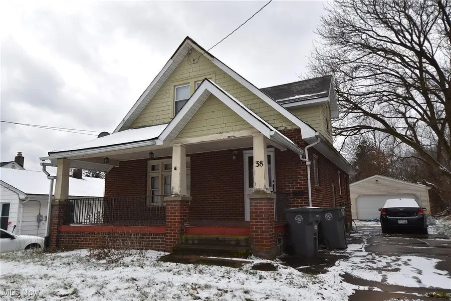 38 S Hartford Avenue, Youngstown, OH 44509 - Image #2