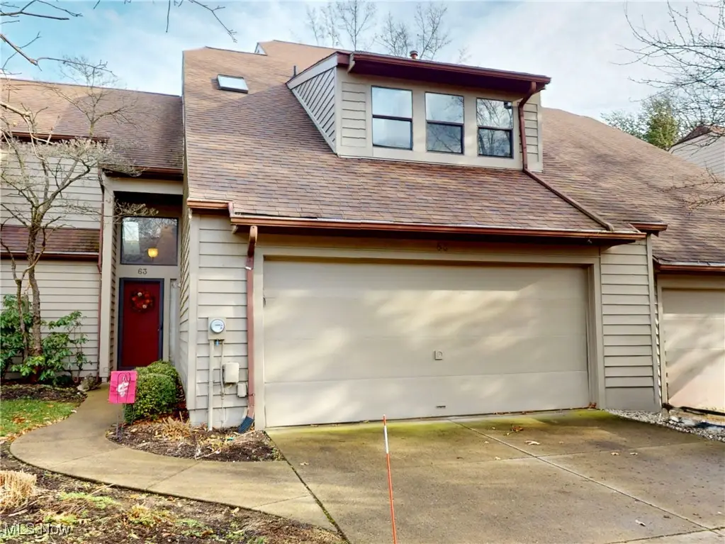 63 Starboard Circle, Akron, OH 44319 - Image #1