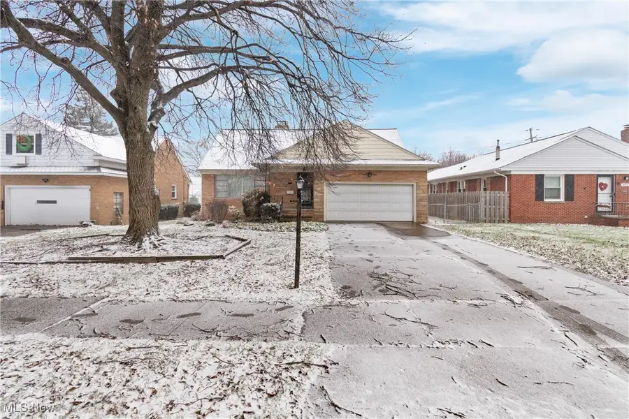 4464 W 224th Street, Fairview Park, OH 44126 - Image #2