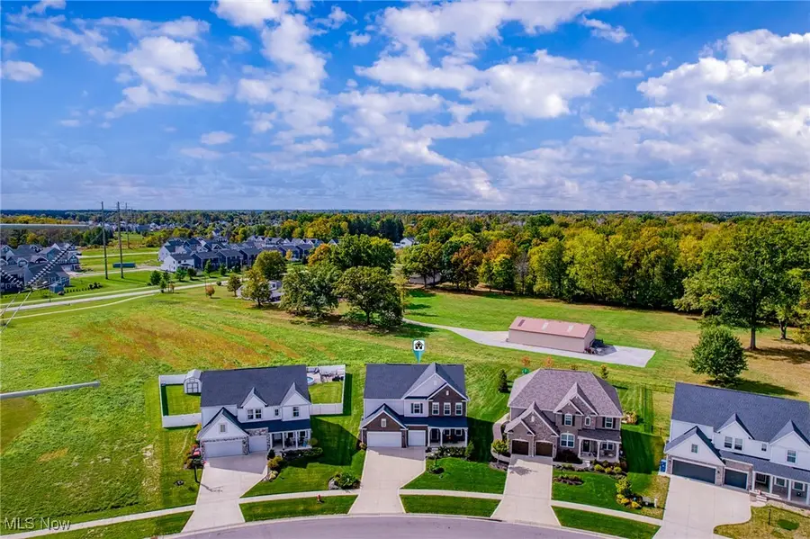 8924 Leatherleaf Drive, Columbia Station, OH 44028 - Image #3