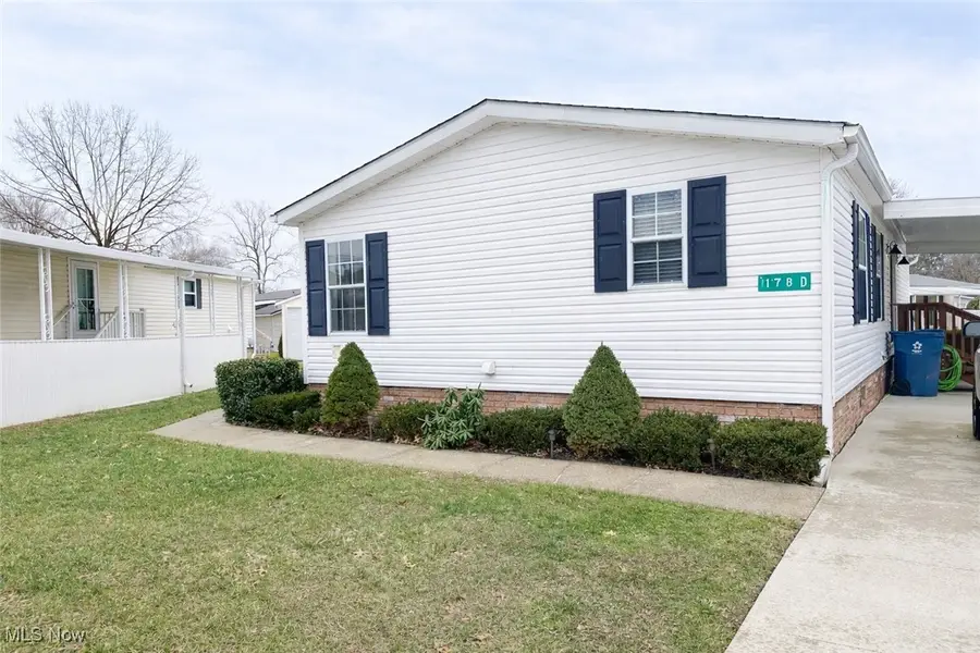 178 D Sw Street, Navarre, OH 44662 - Image #2