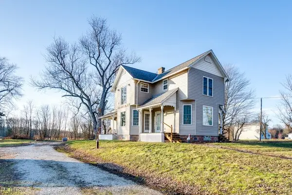 1071 State Route 14, Deerfield, OH 44411
