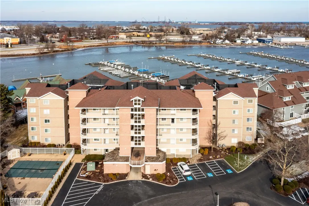 32 Marina Point Drive, Sandusky, OH 44870 - Image #1