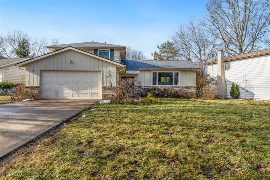 32936 N Roundhead Drive, Solon, OH 44139 - Image #3