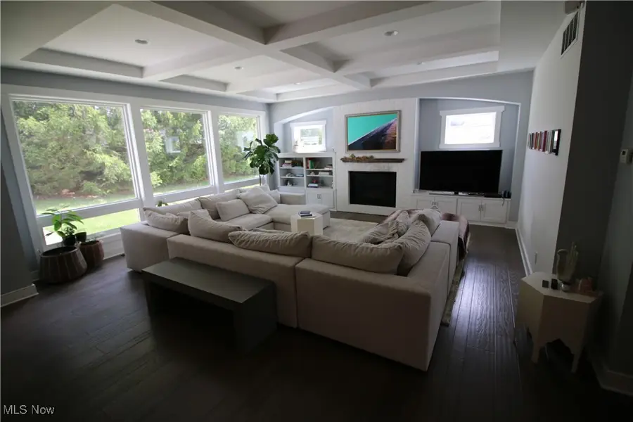 869 Meadow Lane, Wooster, OH 44691 - Image #2