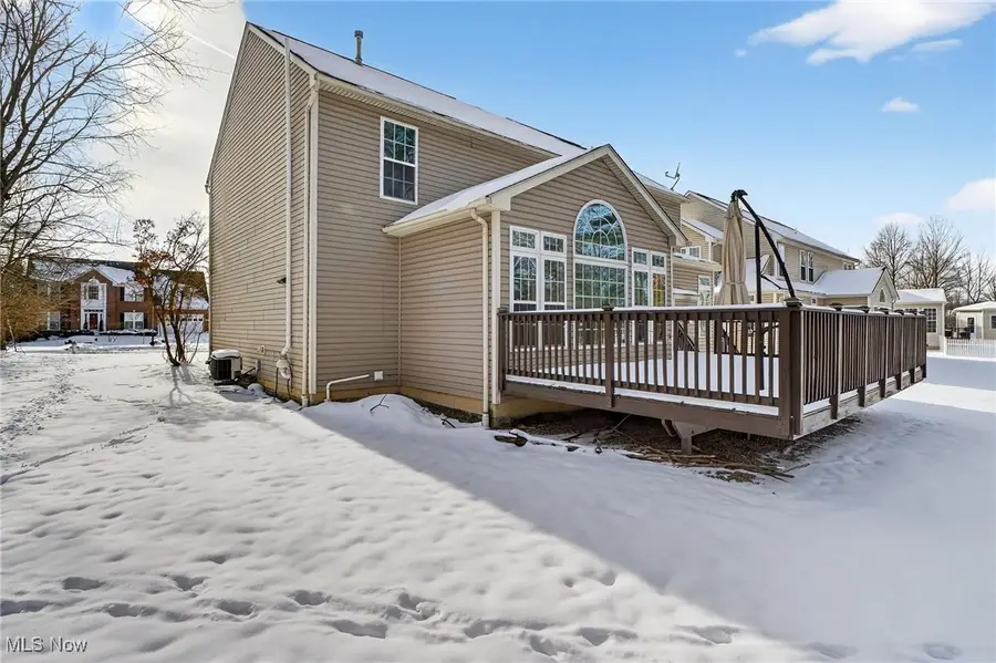 6240 Sparrowhawk Way, Oakwood, OH 44146 - Image #2