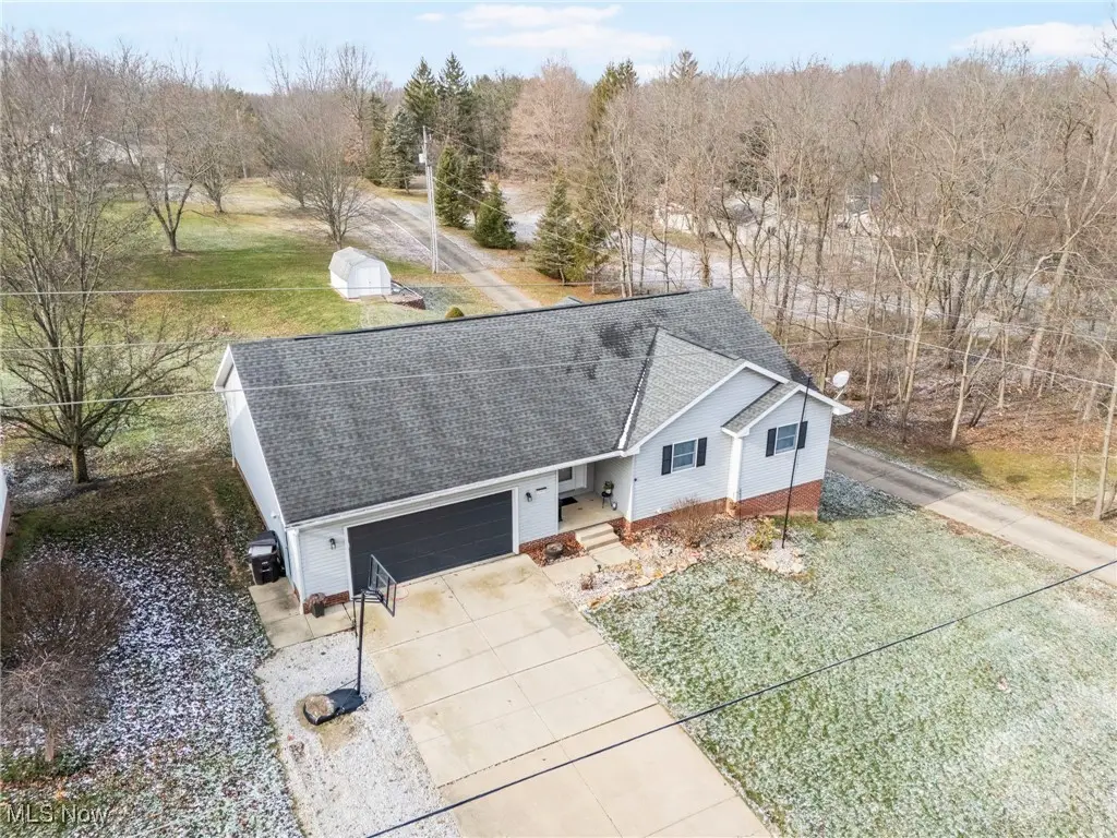 10476 Welton Ne Road, Bolivar, OH 44612 - Image #1